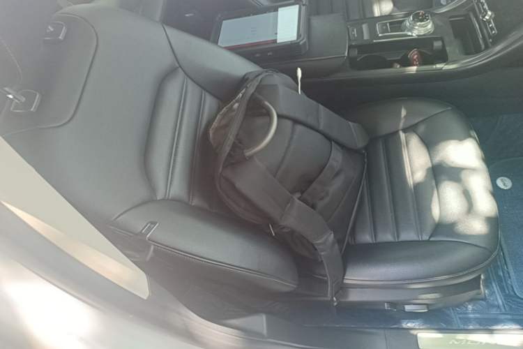 Used Ford Mondeo 2018 EcoBoost 180 Smart Control Fashion Model China VI Standard Right Front Seat