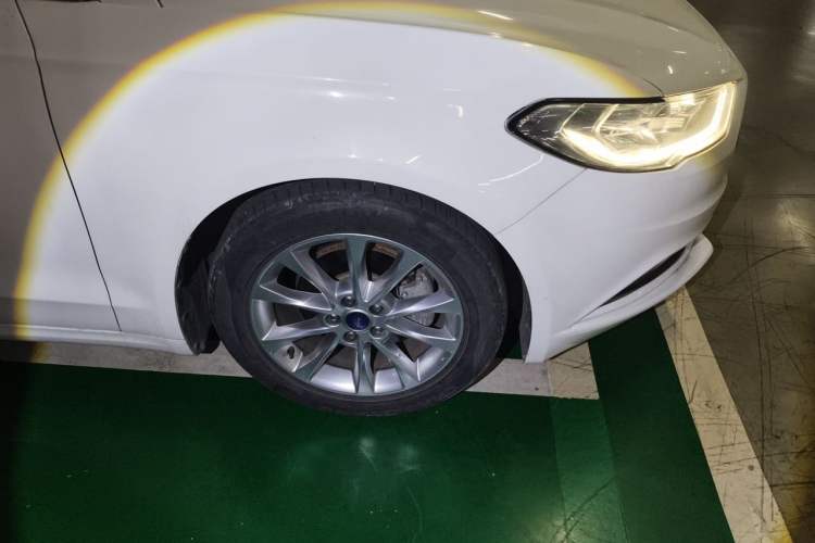 Used Ford Mondeo 2018 EcoBoost 180 Smart Control Fashion Model China V Standard Right Front Wheel Hub