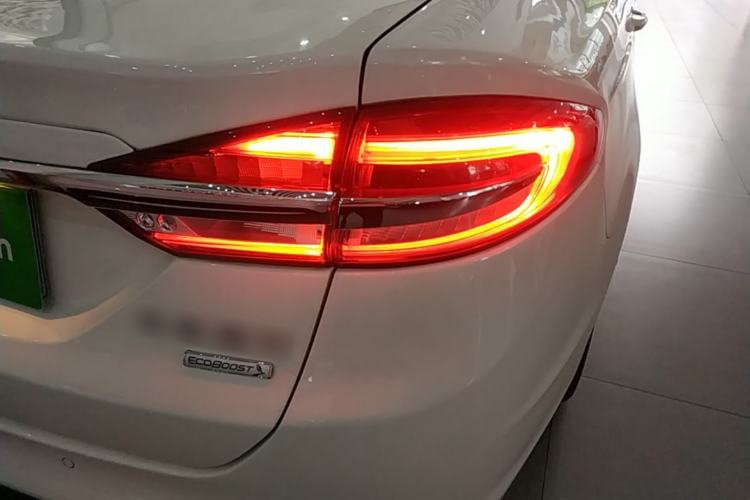 Used Ford Mondeo 2018 EcoBoost 180 Fashion Edition Right Rear Taillight