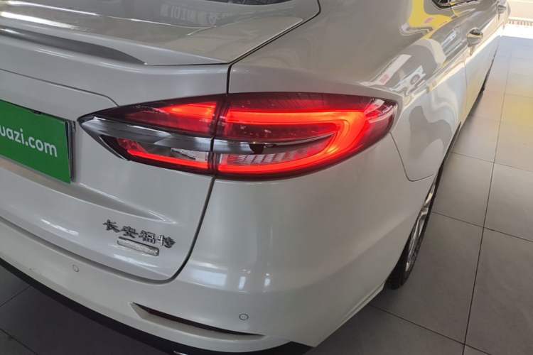 Used Ford Mondeo 2018 EcoBoost 180 Smart Control Fashion Model China V Standard Right Rear Taillight