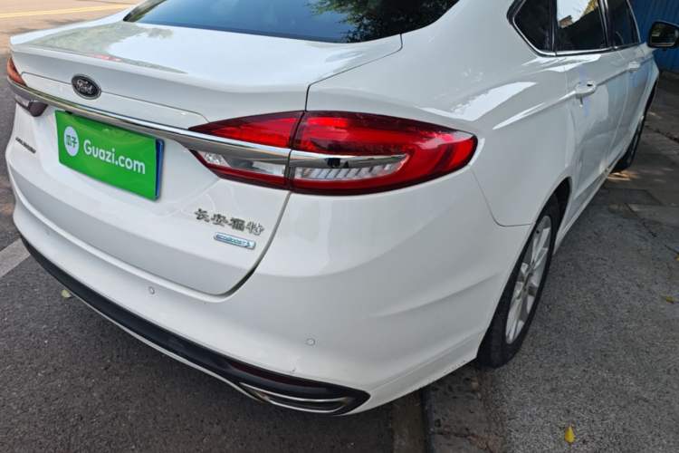 Used Ford Mondeo 2018 EcoBoost 180 Fashion Edition Right Rear Taillight