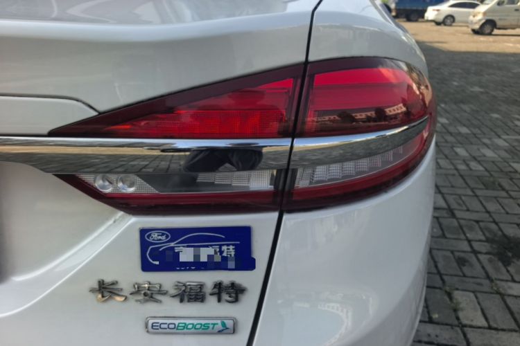 Used Ford Mondeo 2018 EcoBoost 180 Fashion Edition Right Rear Taillight