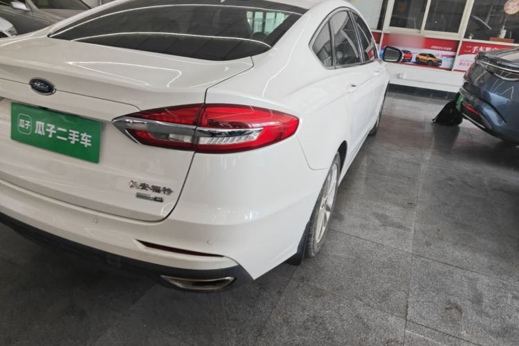 Used Ford Mondeo 2018 EcoBoost 180 Smart Control Fashion Model China V Standard Right Rear Taillight
