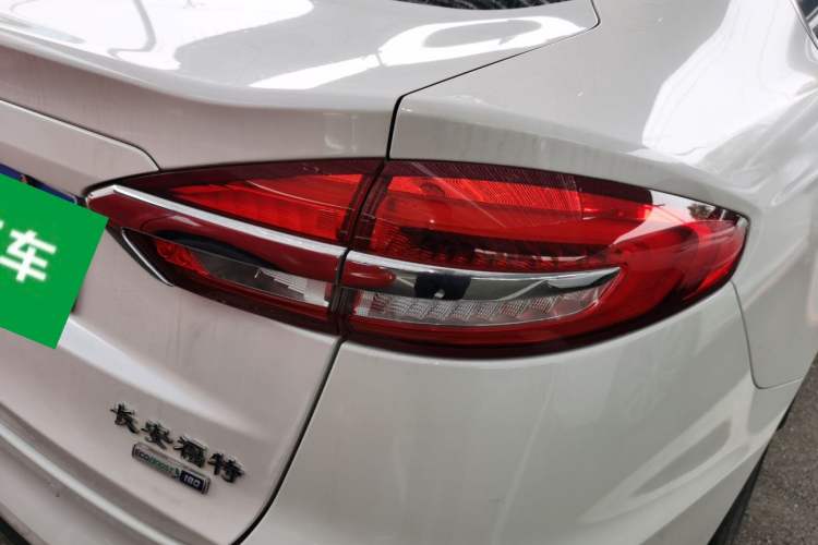 Used Ford Mondeo 2018 EcoBoost 180 Fashion Edition Right Rear Taillight