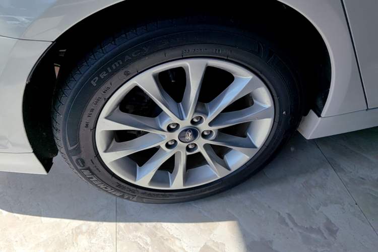 Used Ford Mondeo 2018 EcoBoost 180 Fashion Edition Right Rear Wheel Hub