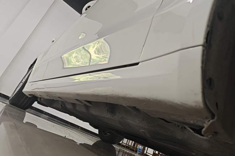 Used Ford Mondeo 2018 EcoBoost 180 Smart Control Fashion Model China V Standard Right Side Sill