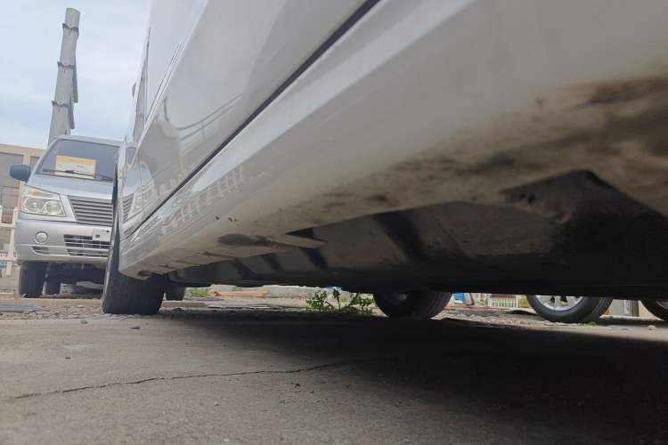 Used Ford Mondeo 2018 EcoBoost 180 Fashion Edition Right Side Sill