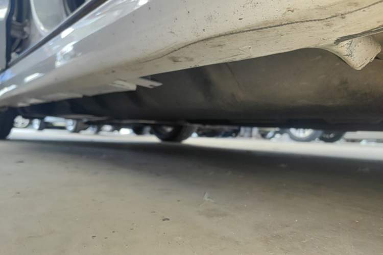 Used Ford Mondeo 2018 EcoBoost 180 Smart Control Fashion Model China VI Standard Right Side Sill