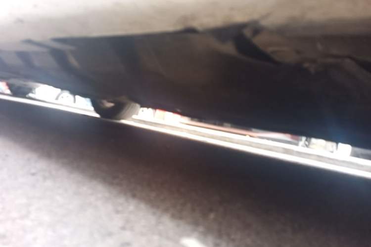 Used Ford Mondeo 2018 EcoBoost 180 Fashion Edition Right Side Sill