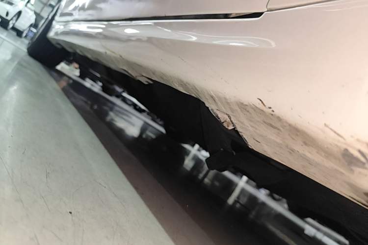 Used Ford Mondeo 2018 EcoBoost 200 Smart Control Fashion Model China VI Standard Right Side Sill