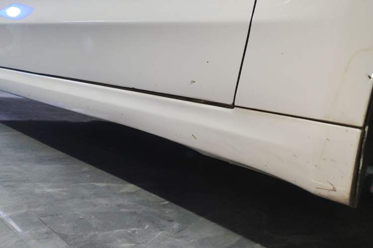 Used Ford Mondeo 2018 EcoBoost 200 Smart Control Fashion Model China V Standard Right Side Sill