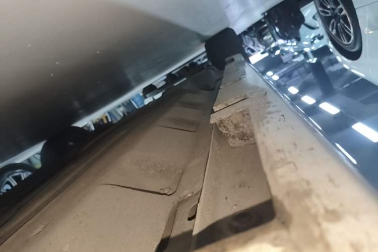 Used Ford Mondeo 2018 EcoBoost 180 Smart Control Fashion Model China V Standard Right Side Sill