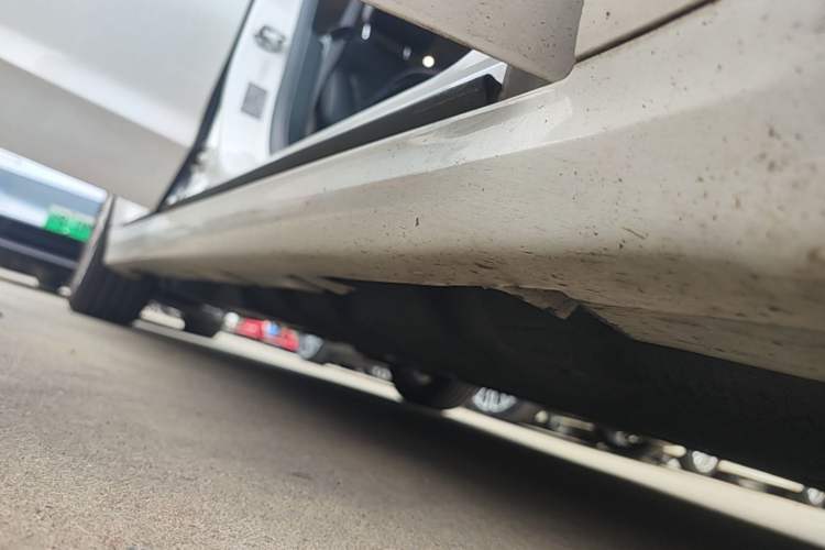 Used Ford Mondeo 2018 EcoBoost 200 Smart Control Fashion Model China VI Standard Right Side Sill