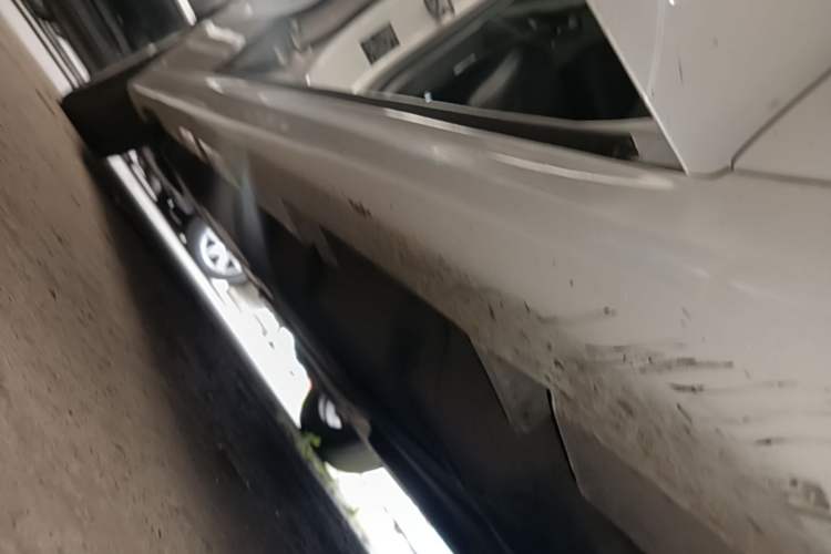 Used Ford Mondeo 2018 EcoBoost 180 Smart Control Fashion Model China V Standard Right Side Sill