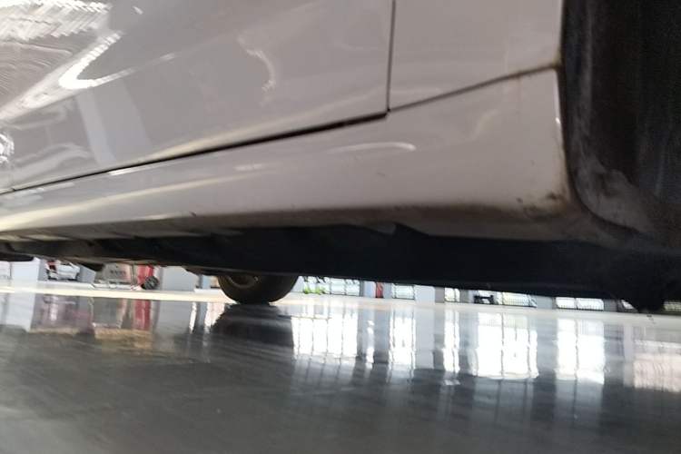 Used Ford Mondeo 2018 EcoBoost 180 Smart Control Fashion Model China VI Standard Right Side Sill
