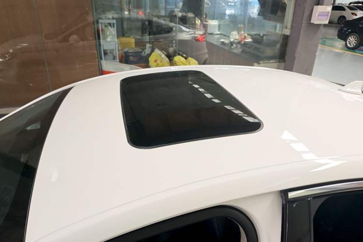 Used Ford Mondeo 2018 EcoBoost 180 Smart Control Fashion Model China VI Standard Roof