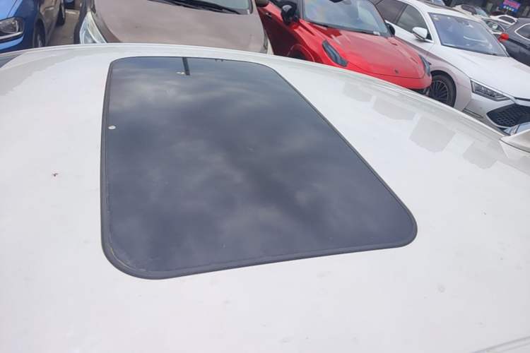 Used Ford Mondeo 2018 EcoBoost 200 Smart Control Fashion Model China VI Standard Roof