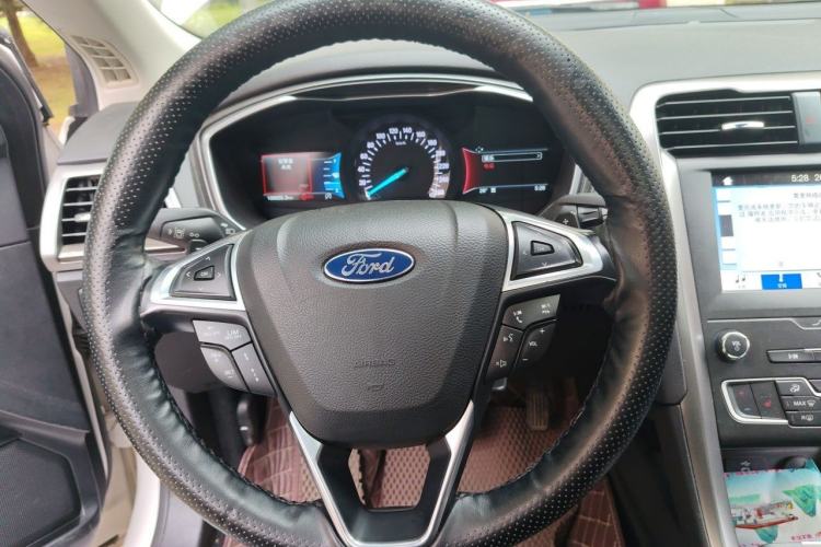 Used Ford Mondeo 2018 EcoBoost 200 Smart Control Fashion Model China V Standard Steering Wheel
