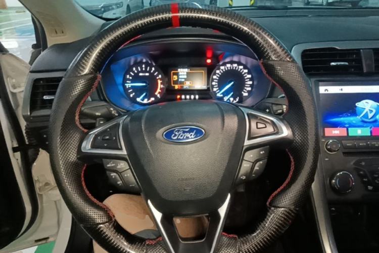 Used Ford Mondeo 2018 EcoBoost 200 Stylish Model Steering Wheel