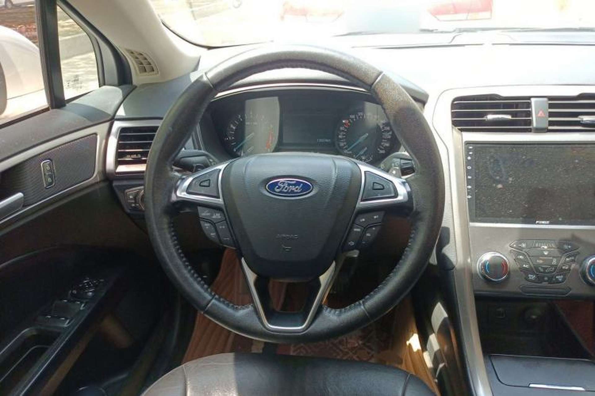 Used Ford Mondeo 2018 EcoBoost 180 Smart Control Fashion Model China V Standard Steering Wheel