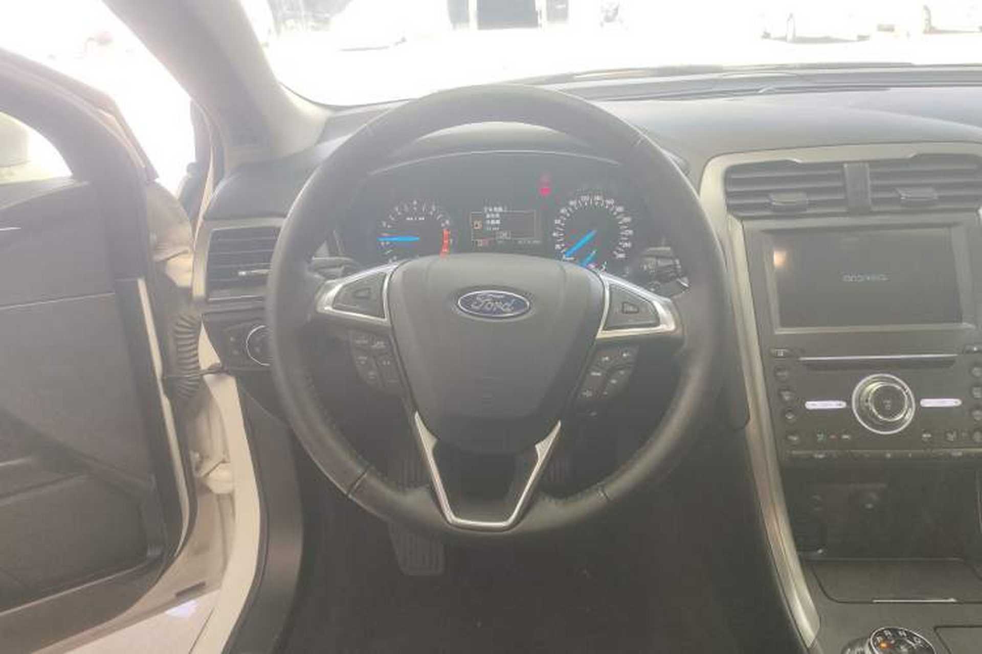 Used Ford Mondeo 2018 EcoBoost 200 Stylish Model Steering Wheel