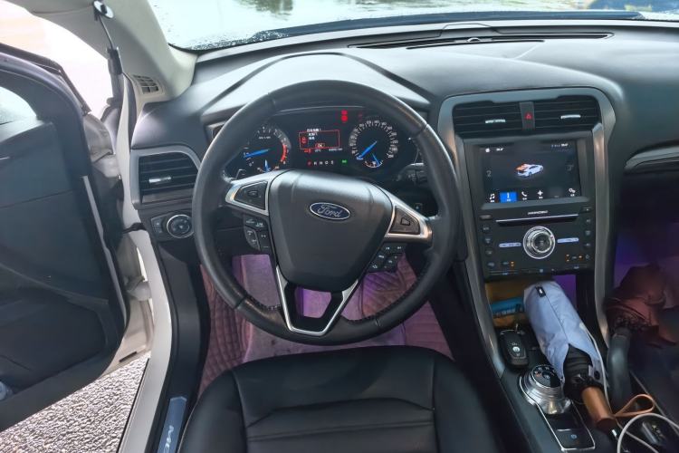 Used Ford Mondeo 2018 EcoBoost 180 Smart Control Fashion Model China V Standard Steering Wheel