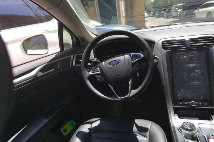 Used Ford Mondeo 2018 EcoBoost 180 Smart Control Fashion Model China V Standard Steering Wheel