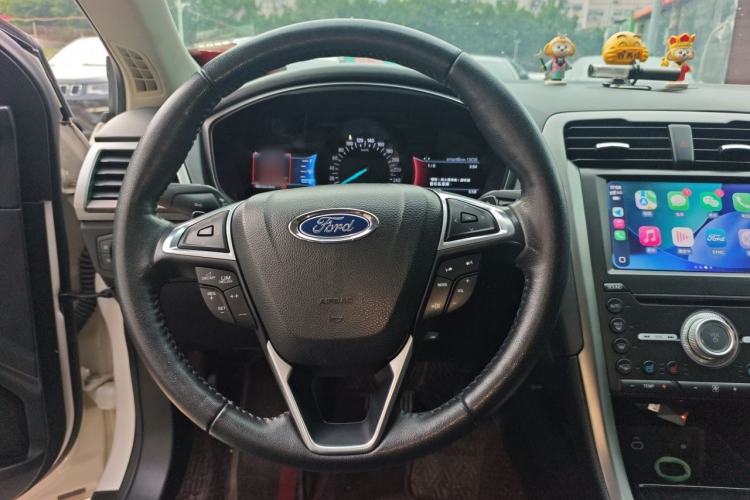 Used Ford Mondeo 2018 EcoBoost 200 Stylish Model Steering Wheel