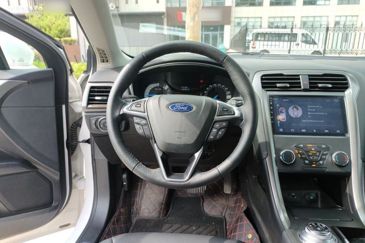 Used Ford Mondeo 2018 EcoBoost 200 Smart Control Fashion Model China V Standard Steering Wheel