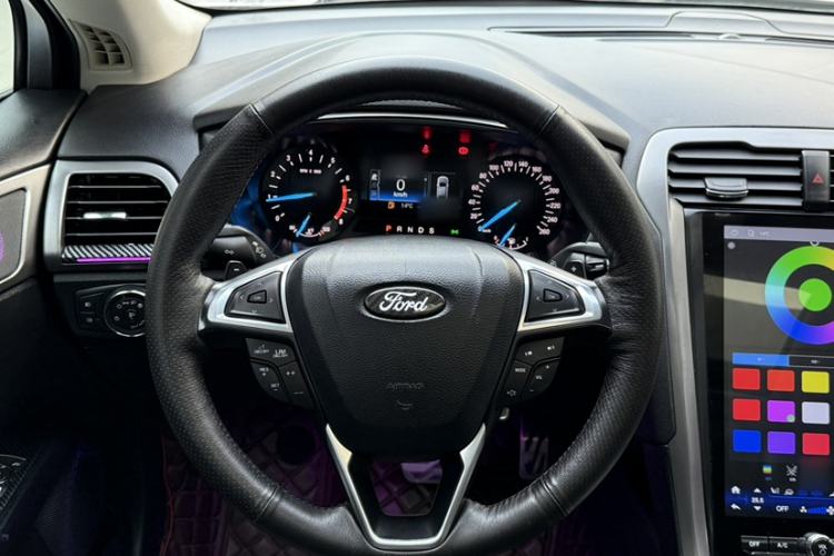Used Ford Mondeo 2018 EcoBoost 200 Stylish Model Steering Wheel
