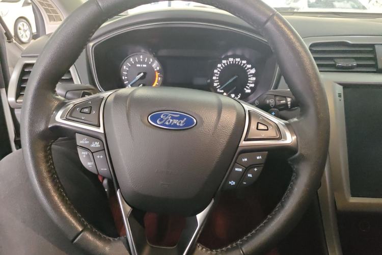 Used Ford Mondeo 2018 EcoBoost 180 Smart Control Fashion Model China V Standard Steering Wheel