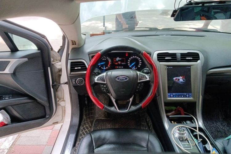 Used Ford Mondeo 2018 EcoBoost 200 Stylish Model Steering Wheel