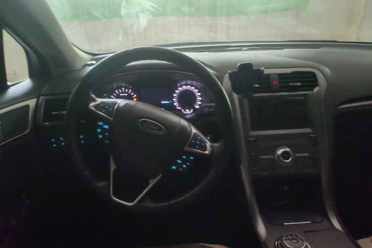 Used Ford Mondeo 2018 EcoBoost 200 Smart Control Fashion Model China V Standard Steering Wheel