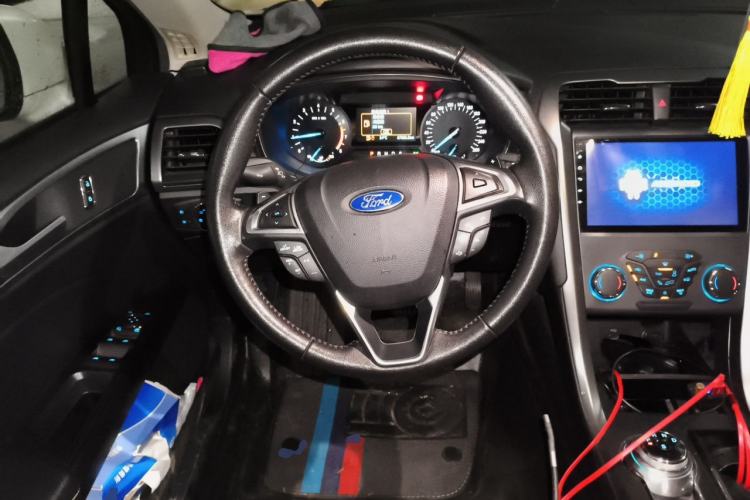 Used Ford Mondeo 2018 EcoBoost 180 Fashion Edition Steering Wheel