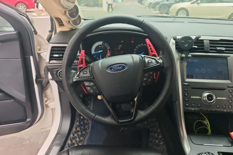 Used Ford Mondeo 2018 EcoBoost 200 Stylish Model Steering Wheel