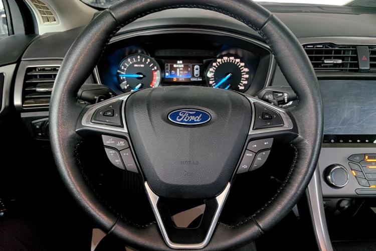 Used Ford Mondeo 2018 EcoBoost 180 Fashion Edition Steering Wheel
