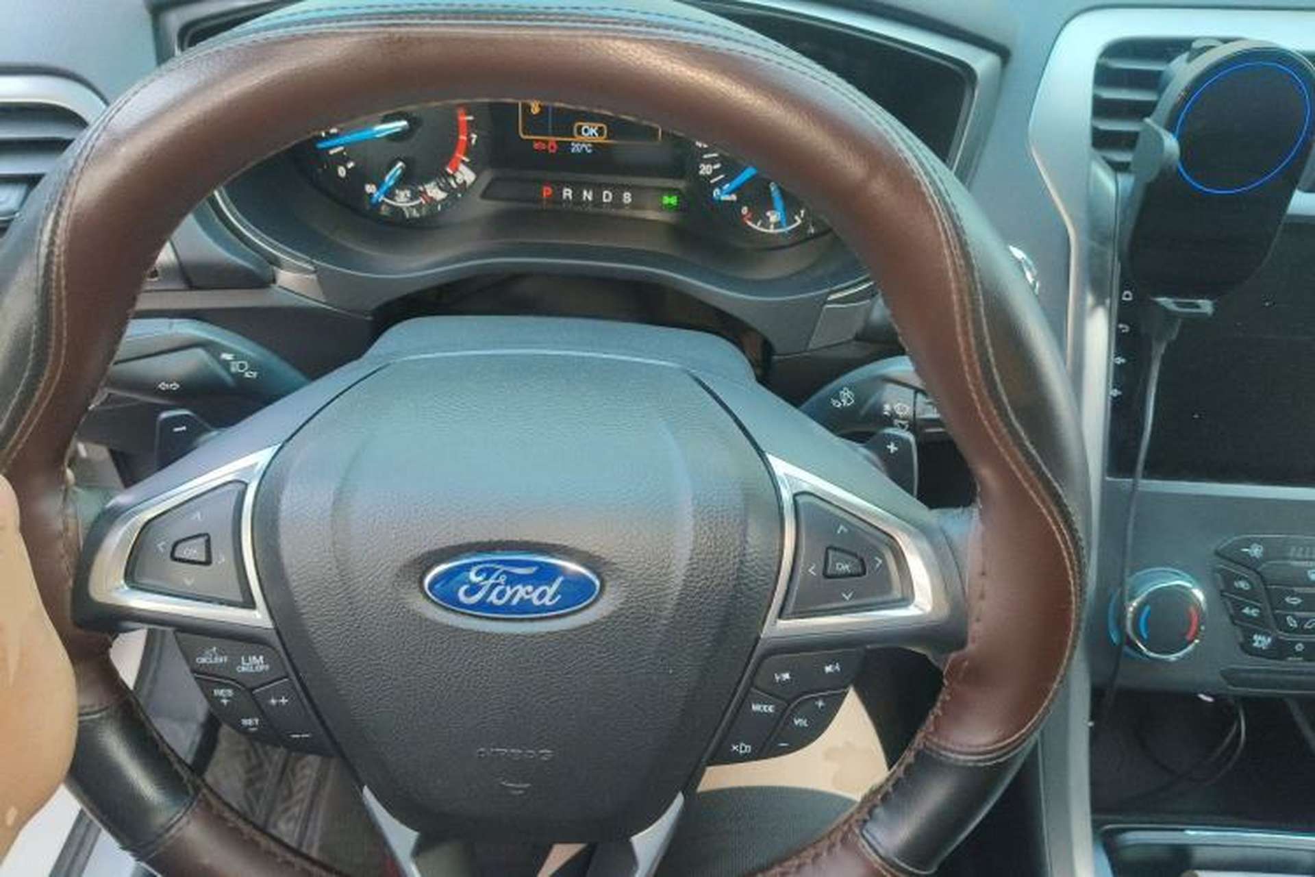 Used Ford Mondeo 2018 EcoBoost 180 Fashion Edition Steering Wheel