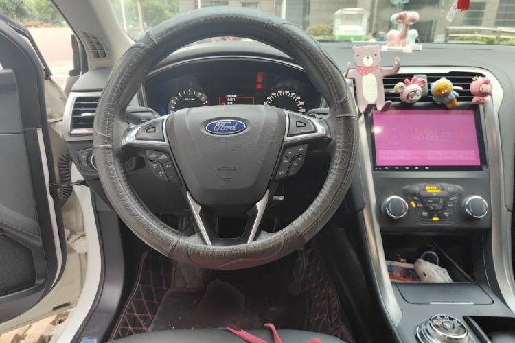 Used Ford Mondeo 2018 EcoBoost 180 Fashion Edition Steering Wheel