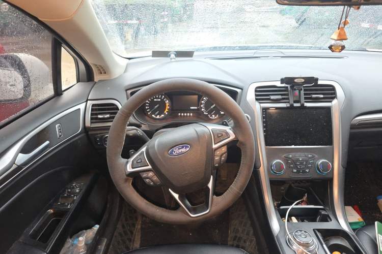 Used Ford Mondeo 2018 EcoBoost 180 Smart Control Fashion Model China V Standard Steering Wheel