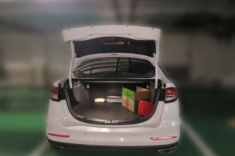 Used Ford Mondeo 2018 EcoBoost 180 Smart Control Fashion Model China V Standard Trunk