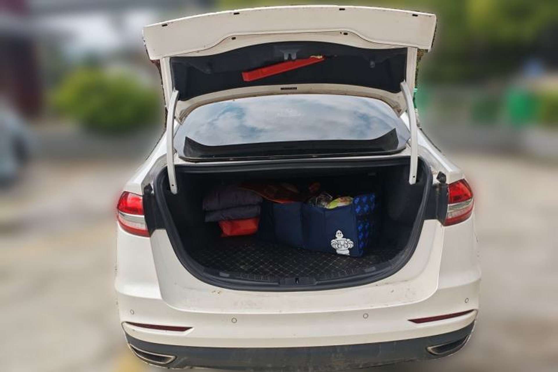 Used Ford Mondeo 2018 EcoBoost 200 Smart Control Fashion Model China V Standard Trunk