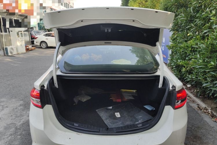 Used Ford Mondeo 2018 EcoBoost 180 Fashion Edition Trunk