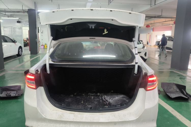 Used Ford Mondeo 2018 EcoBoost 180 Fashion Edition Trunk
