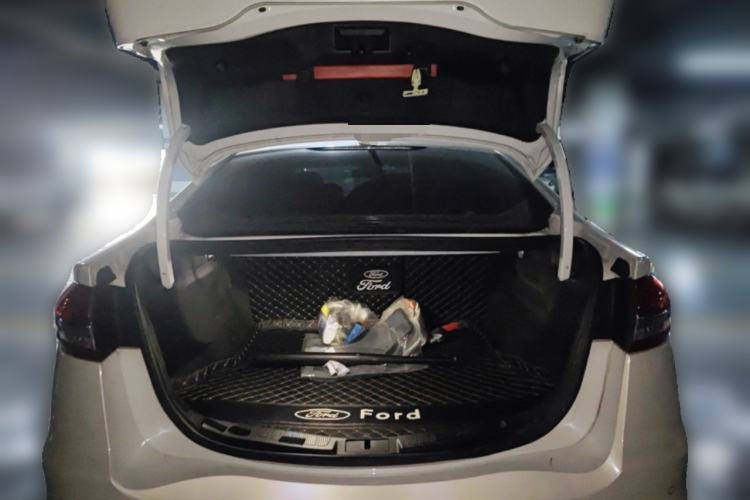 Used Ford Mondeo 2018 EcoBoost 180 Smart Control Fashion Model China V Standard Trunk