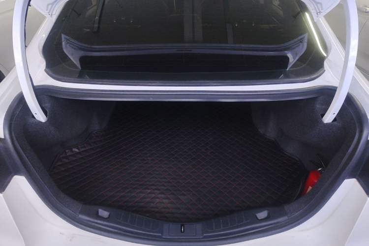 Used Ford Mondeo 2018 EcoBoost 200 Smart Control Fashion Model China V Standard Trunk