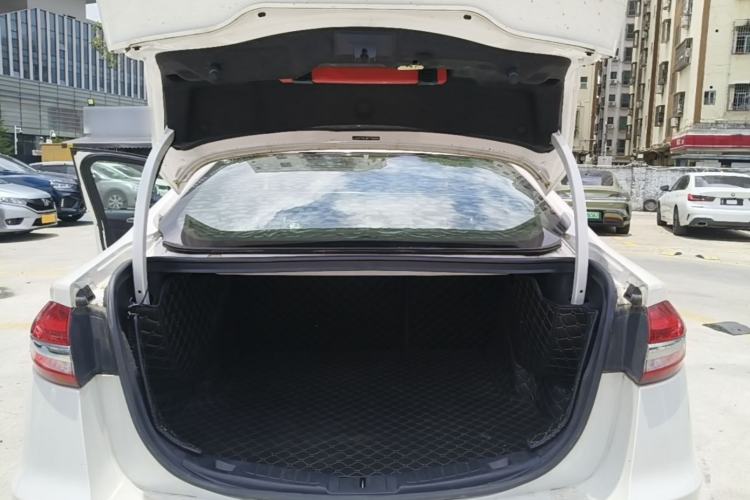 Used Ford Mondeo 2018 EcoBoost 180 Smart Control Fashion Model China VI Standard Trunk