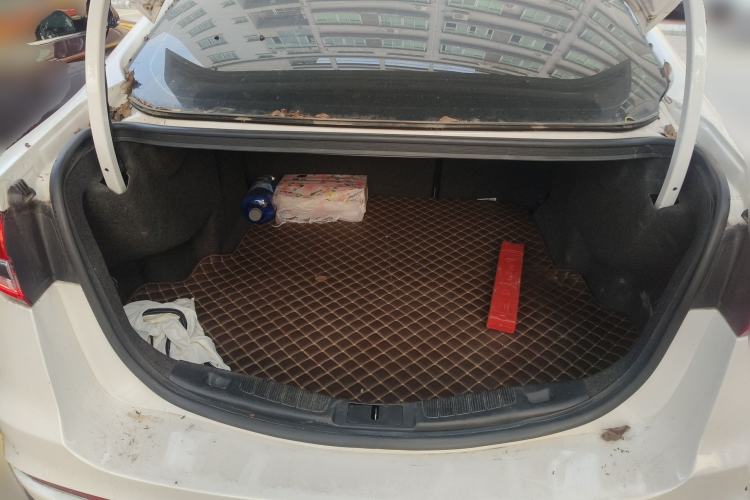 Used Ford Mondeo 2018 EcoBoost 180 Fashion Edition Trunk