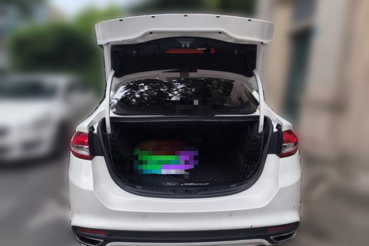 Used Ford Mondeo 2018 EcoBoost 200 Luxury Model Trunk