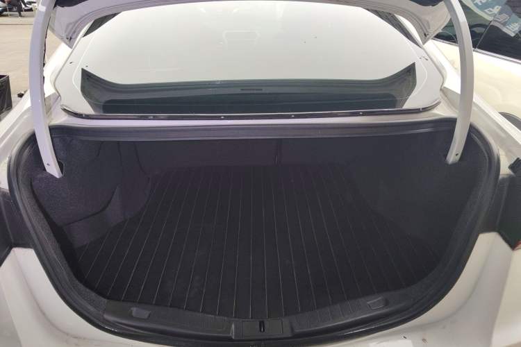 Used Ford Mondeo 2018 EcoBoost 180 Smart Control Fashion Model China V Standard Trunk