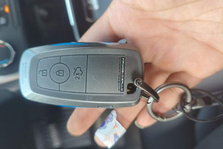 Used Ford Mondeo 2018 EcoBoost 200 Smart Control Fashion Model China V Standard Vehicle Key